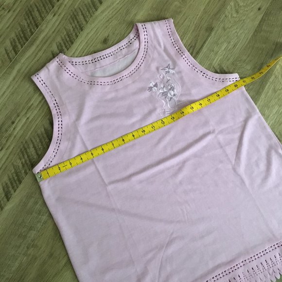 Lilac Die Cut Hem Floral Embroidered Tank Top - Picture 12 of 14